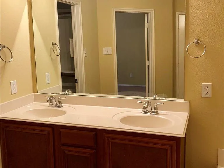 1104 Kaufman Rd — Photo 10