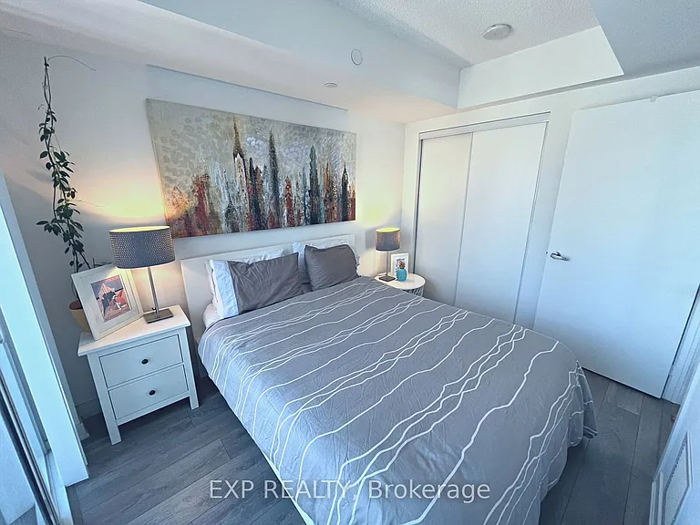 88 Harbour St #2302 — Photo 12