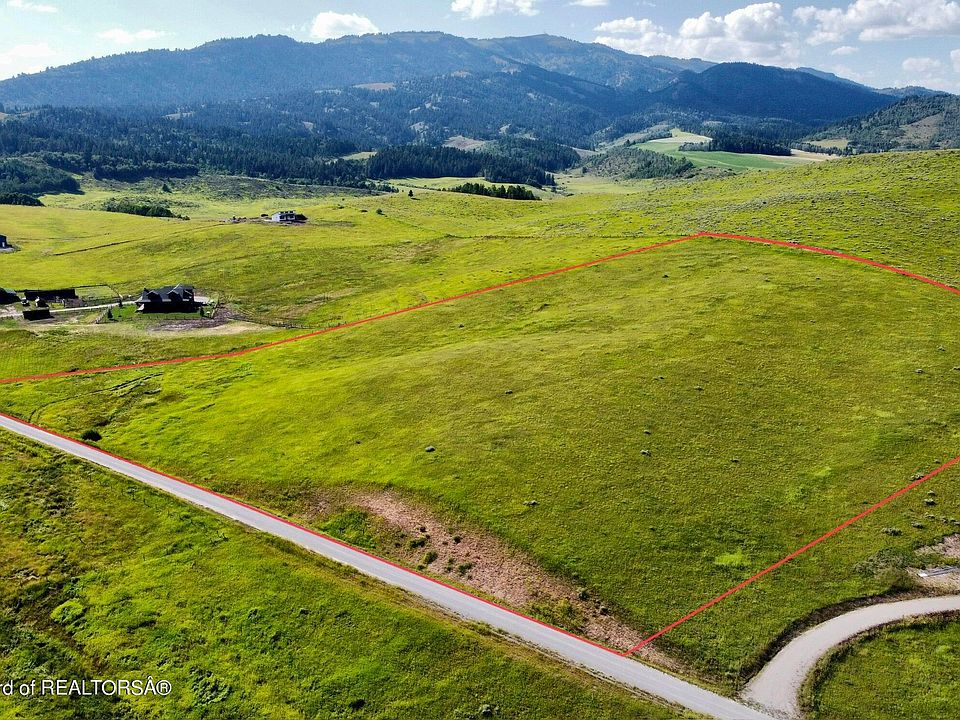 1st image of 3 Black Mountain Dr