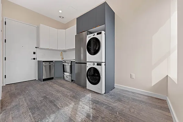 Rented by Doorway NYC, LLC | media 33