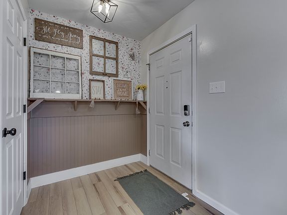 4th image of 5337 Gambel Rd