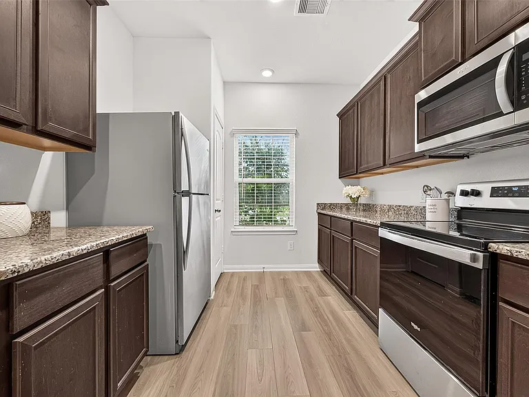 10830 Jowart Ct — Photo 11