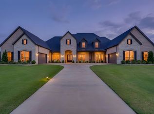 651 Bandera Dr, Waxahachie, TX 75167