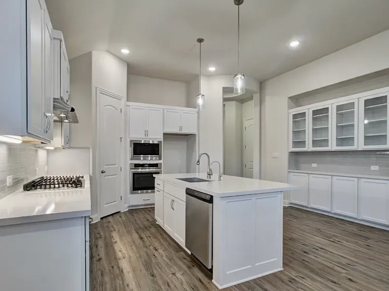 737 Groudsel Ave — Photo 13