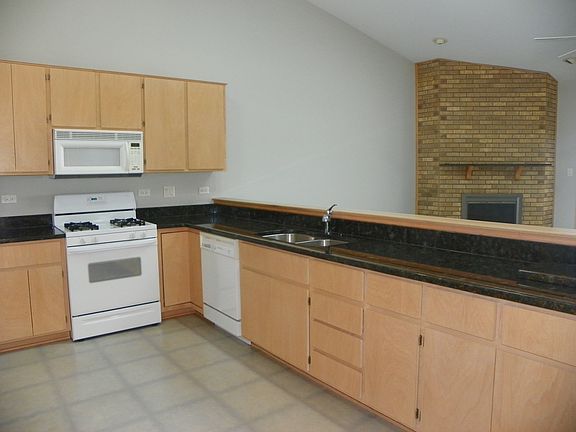 4th image of 10830 Kimberly Ln #51