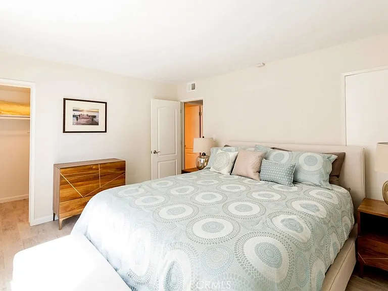 126 Neptune Ave — Photo 34
