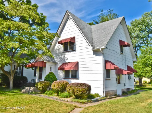 226 Lee Ave, Stroudsburg, PA 18360