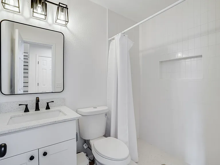 3504 SW Landau Ct #1 — Photo 7