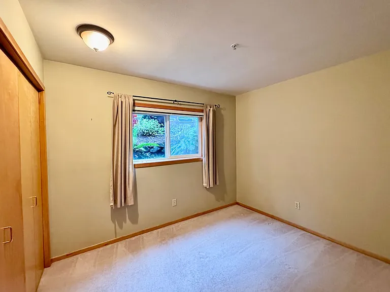 26325 Illinois Ave NE #B103 — Photo 13