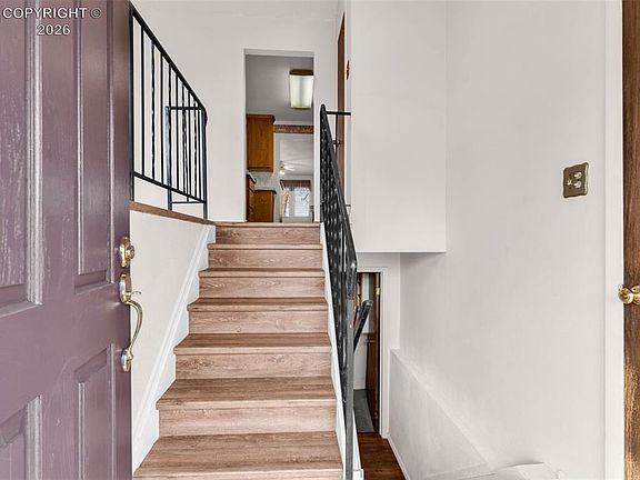 4th image of 25451 Parkview Dr