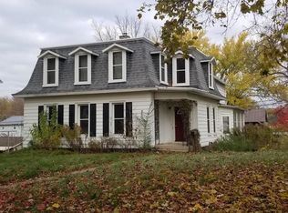 427 4th St, Baraboo, WI 53913