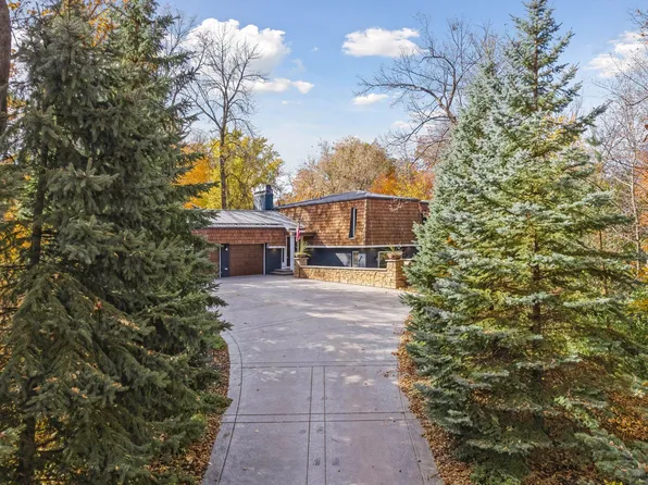 15 Creekside Dr, Long Lake, MN 55356