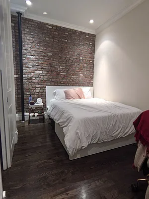 Rented by Avenues Real Estate | media 14