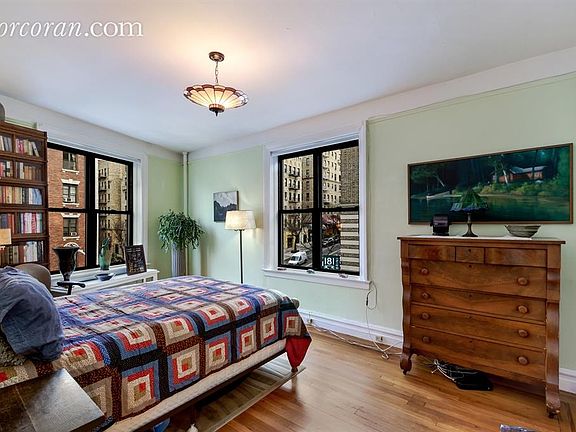 4th image of 860 W 181st St APT 32