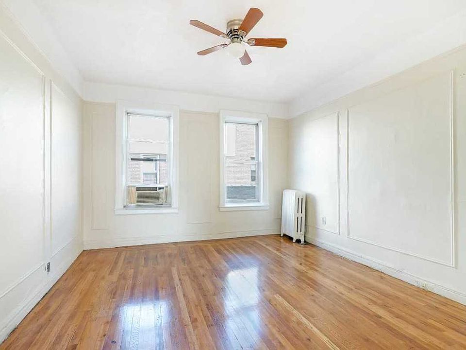 1st image of 3547 34th St APT 4D
