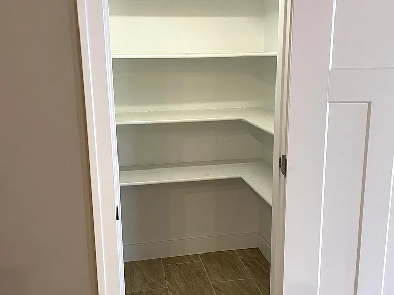 37 E Blackford Ave — Photo 11