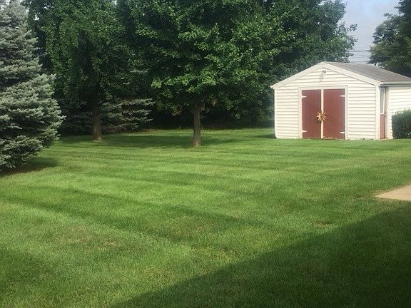 4th image of 2633 Arrowhead Dr