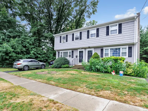327 New England Avenue #327, Fairfield, CT 06824