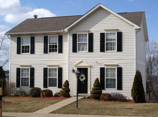 137 Jarod Dr, Coraopolis, PA 15108