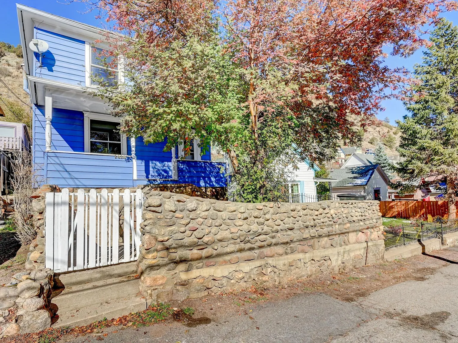 4 bed, 1706 sqft, $2,950 — Photo 3