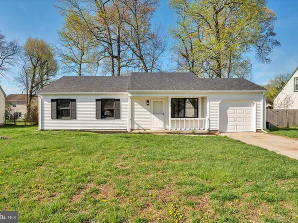 39 Argyle Ave, Blackwood, NJ 08012