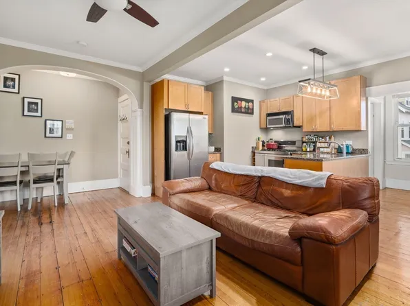 40 Cushing Ave APT 4, Dorchester, MA 02125