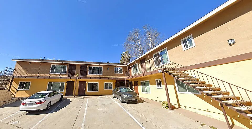 1st image of 2555 Ulric St #B