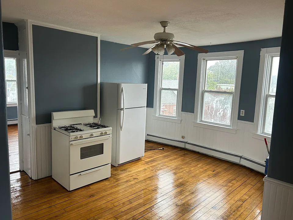 55 Amory St #3