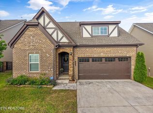 1209 Branch Creek Ln, Maryville, TN 37801