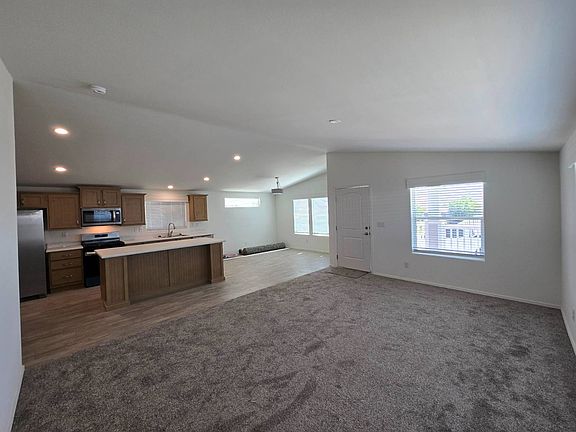 5th image of 250 N Linden Ave Space 221