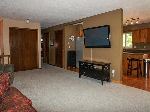4th image of 744 5th St S