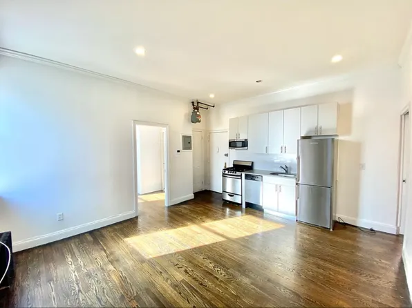 201 E 61st St APT 7, New York, NY 10065