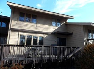 128 Birnamwood Dr, Burnsville, MN 55337