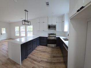 10 Roessler Ln, Bella Vista, AR 72715