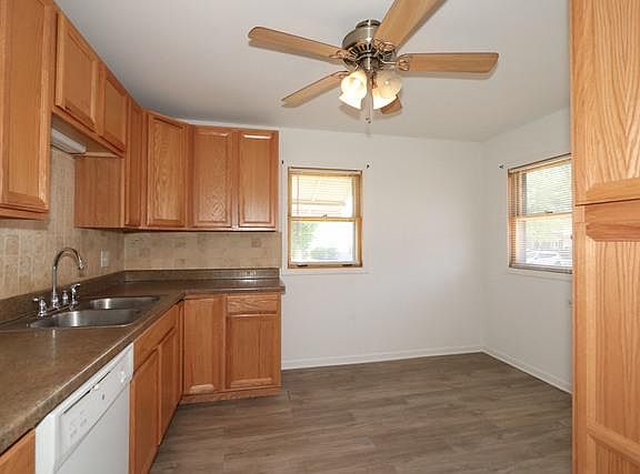 5th image of 4913 N Orange Ave