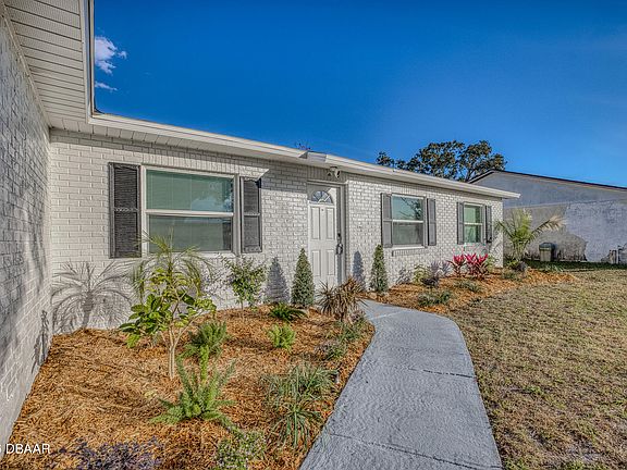 2nd image of 180 Brandy Hills Dr