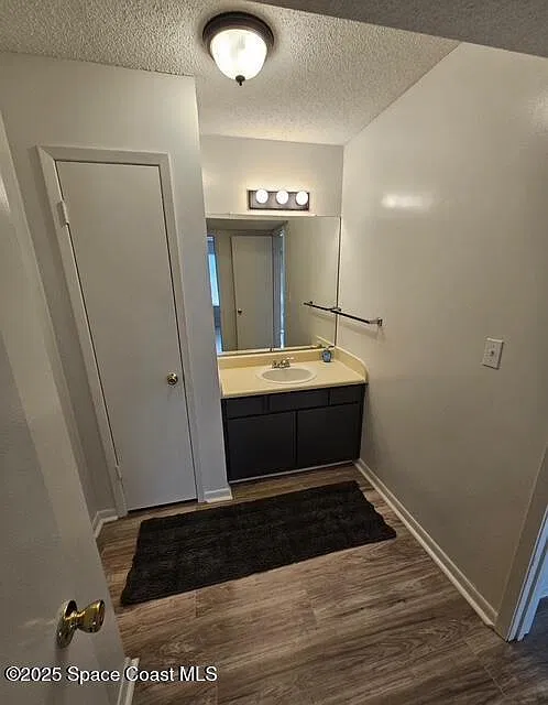 3555 Sable Palm Ln — Photo 2