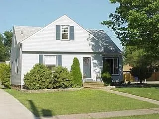 1799 Temple Ave photo 1