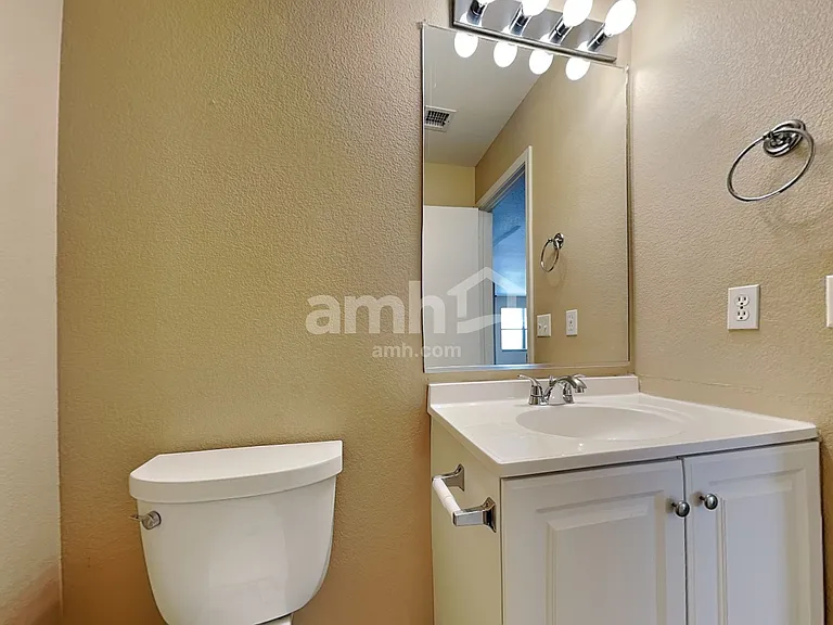 3279 S Bowman Rd — Photo 8