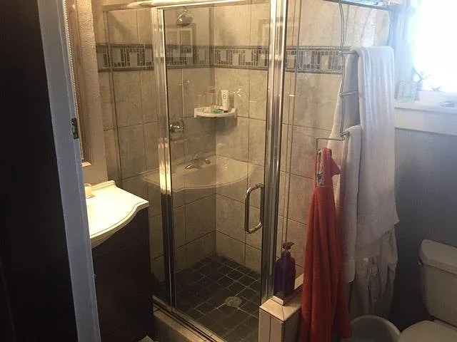 upstairs bathroom