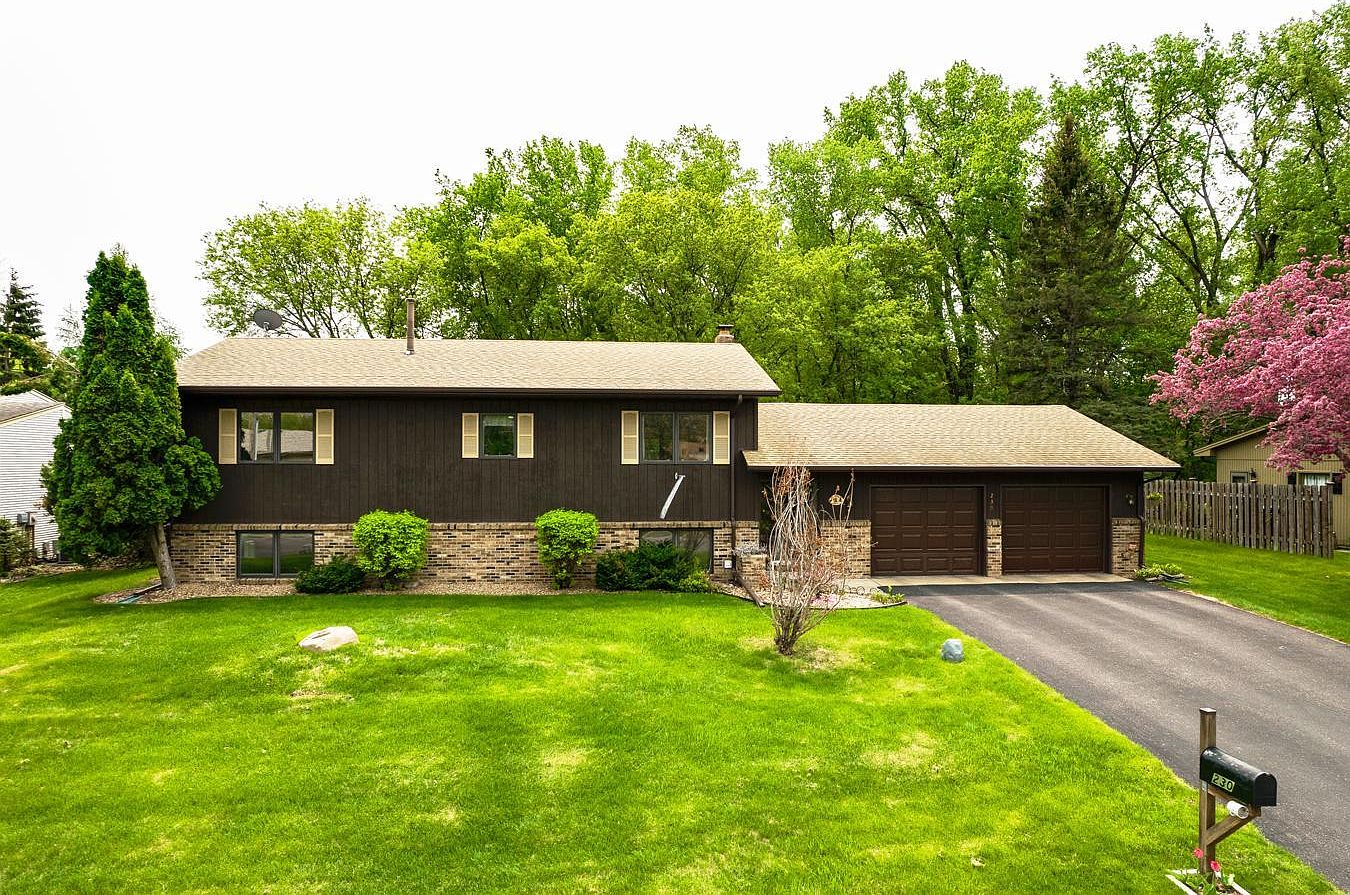 230 Transit Ave, Roseville, MN 55113 MLS 6373004 Zillow
