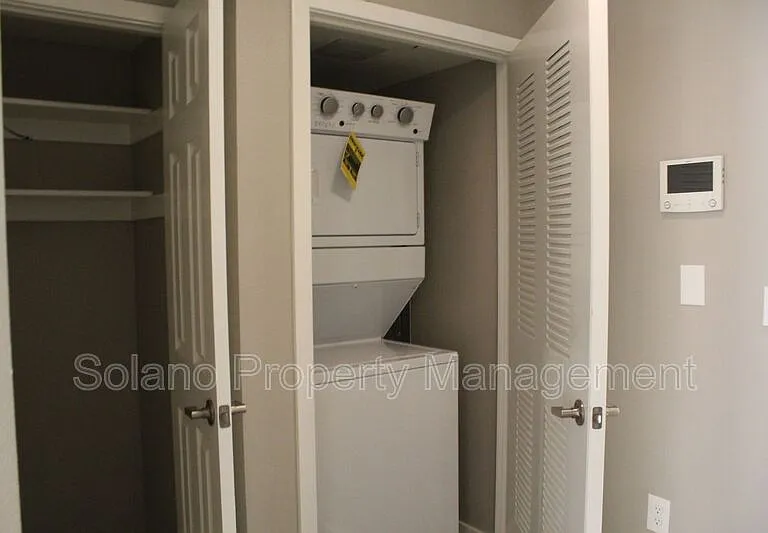 2401 Broadway St #107 — Photo 22