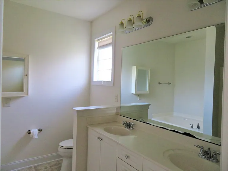 1023 Garden Club Way — Photo 22