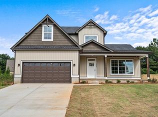 1065 Fairfield Dr, Seneca, SC 29678