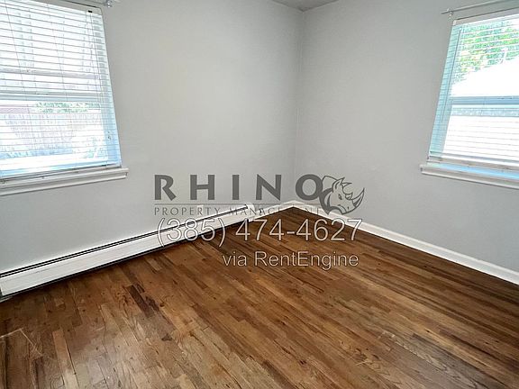 5th image of 943 W Briarcliff Ave