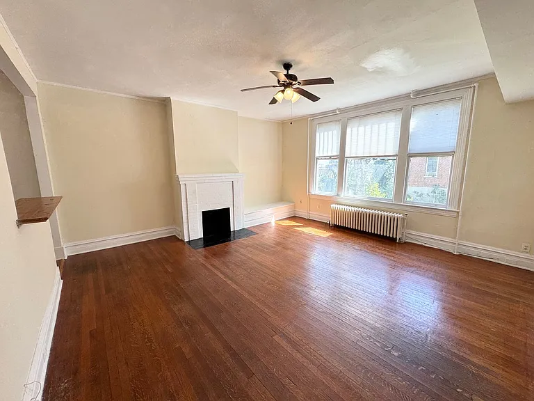 121 S Boylan Ave — Photo 3