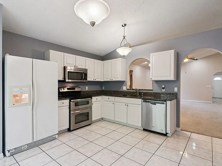 3308 Erskine Dr — Photo 7