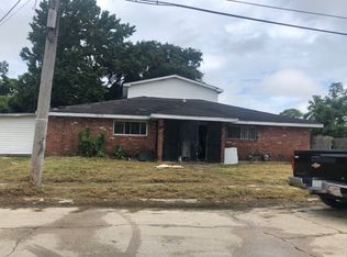 4712 Lynhuber Dr #4714, New Orleans, LA 70126