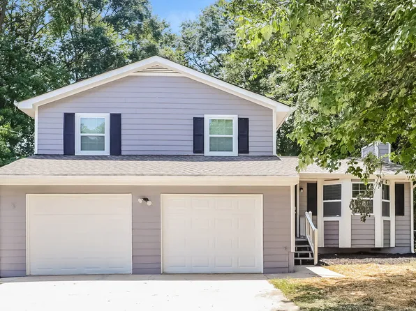 216 Slicky Rock Ct, Riverdale, GA 30274