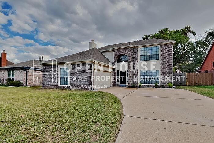 1st image of 4715 Brooklawn Dr